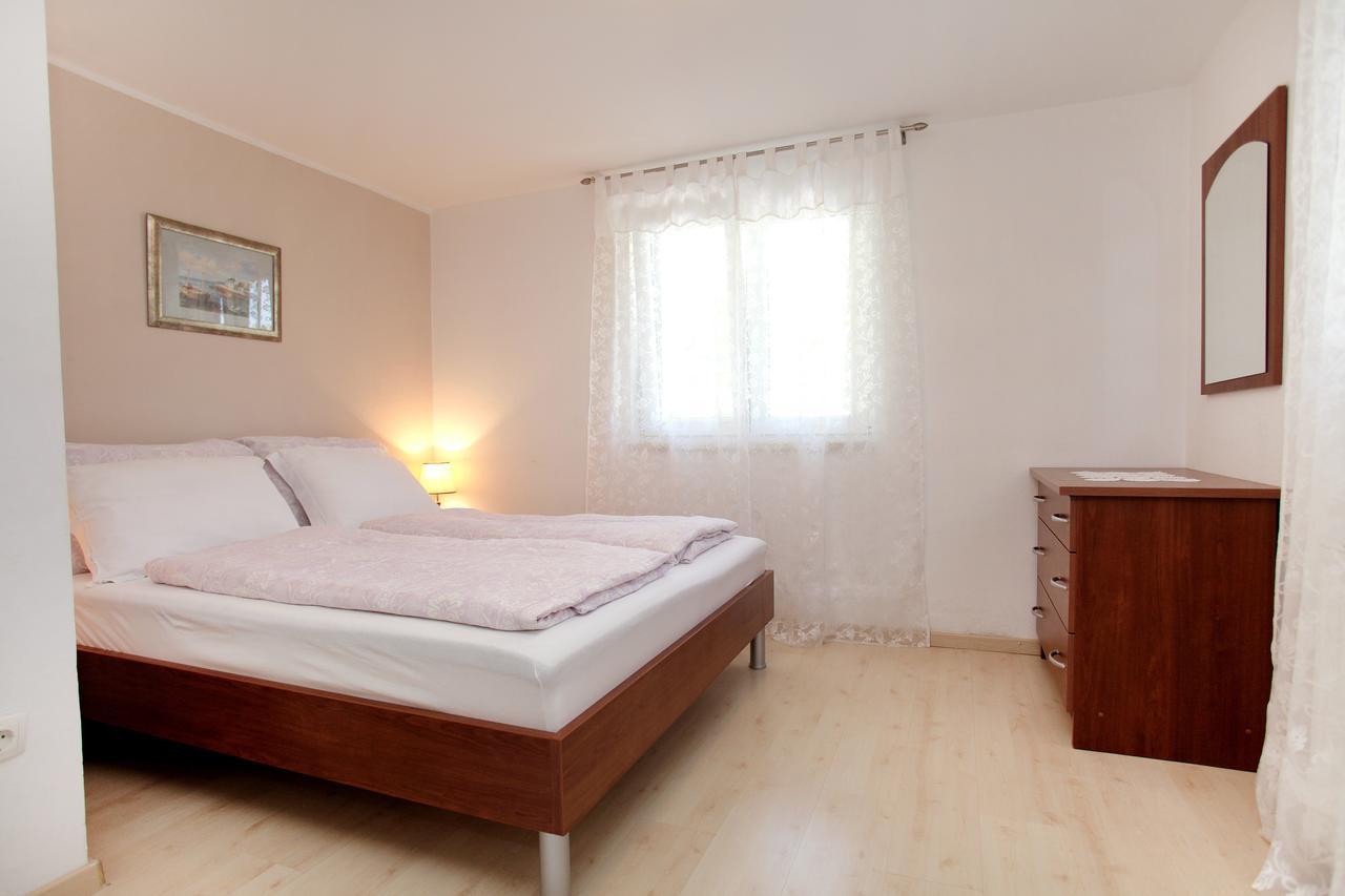 Apartment Eva Трогир Экстерьер фото